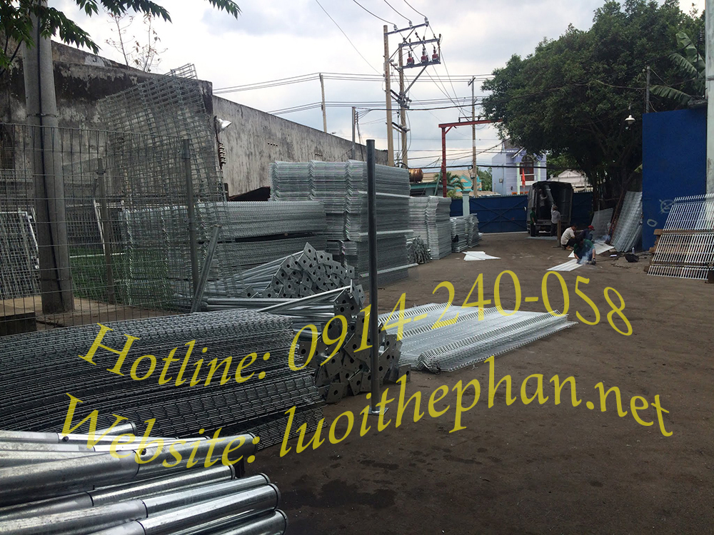 hang-rao-luoi-ma-kem-welded-mesh-fence-2