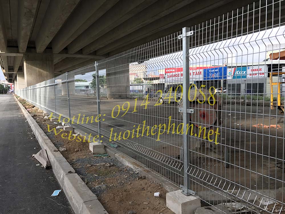 hang-rao-luoi-thep-ma-kem-1