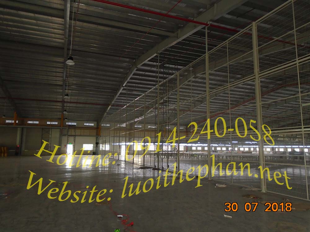 vach-ngan-luoi-thep-han-3