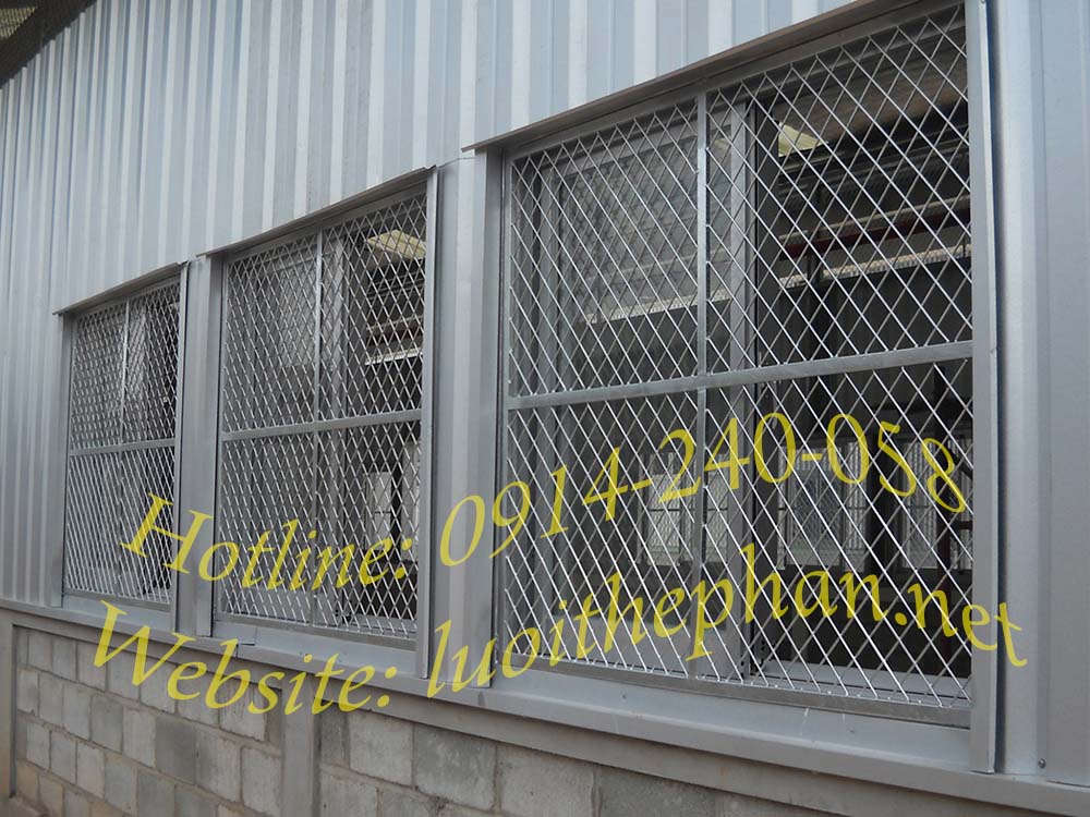 Hàng rào khung lưới xéo